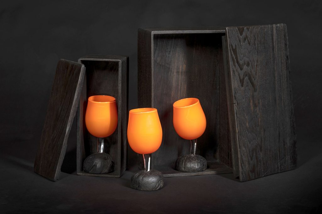 Black_oak_glass_018