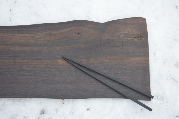 Bog oak Plate 03