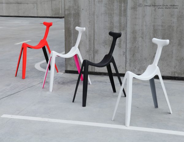 Kragis chair
