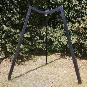 Three foot metal stand