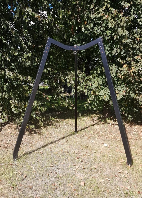 Three foot metal stand - Image 2